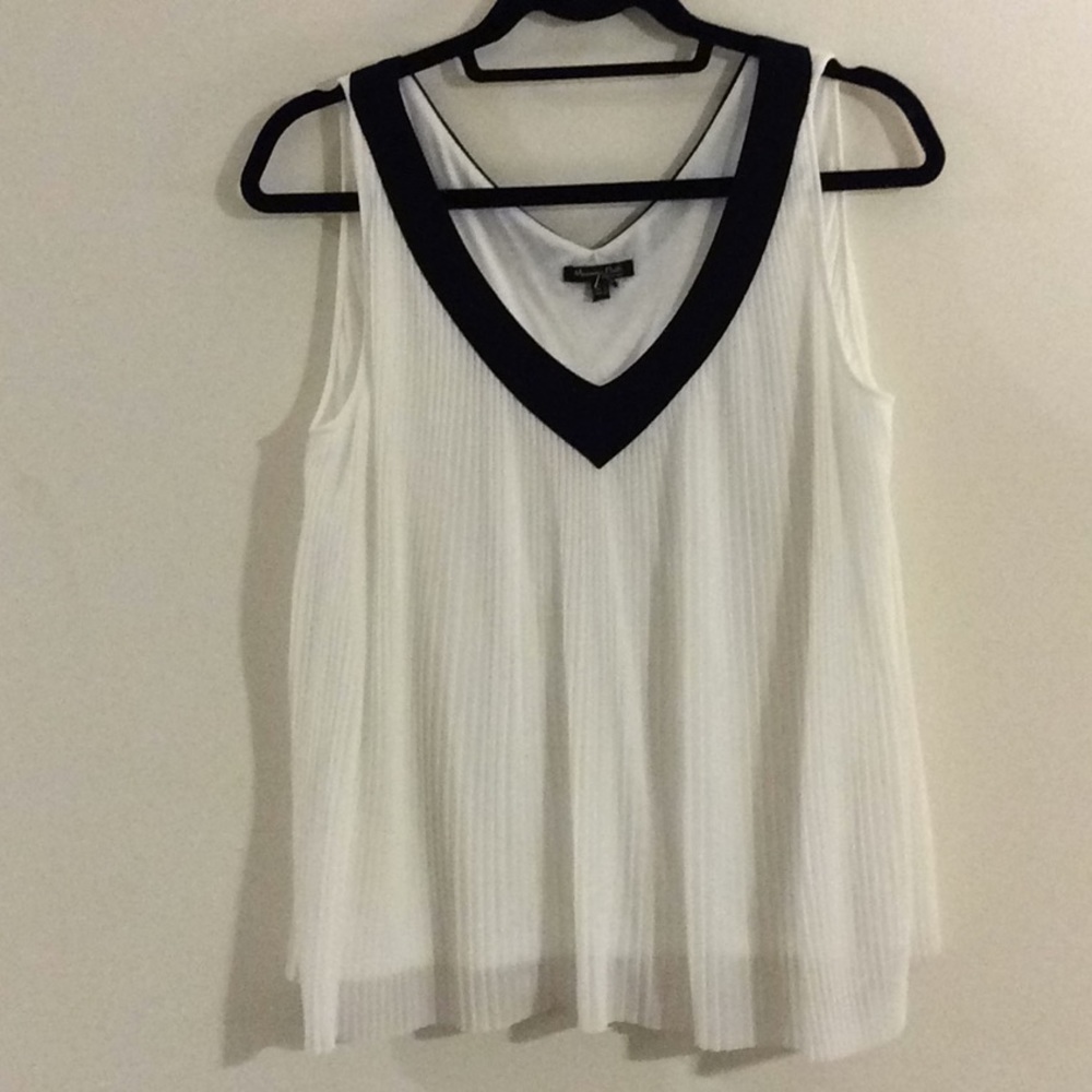 NWOT MASSIMO DUTTI WHITE PLEATED LINED TOP